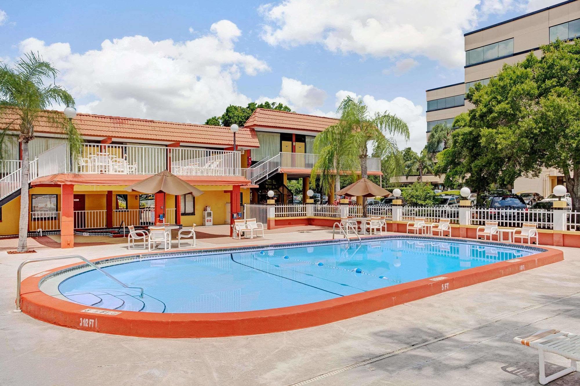 Howard Johnson By Wyndham Clearwater - Dunedin Luaran gambar
